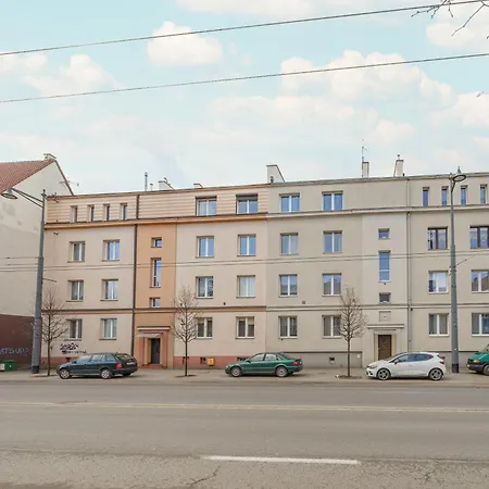Apartment Heart Of Spacious By Renters