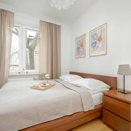 Heart Of Spacious By Renters *